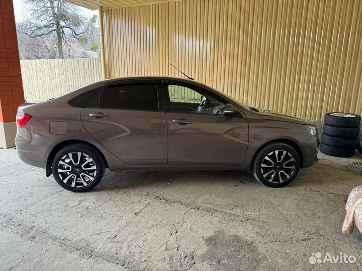 Колеса на весту р 17. Радиус оригинальный