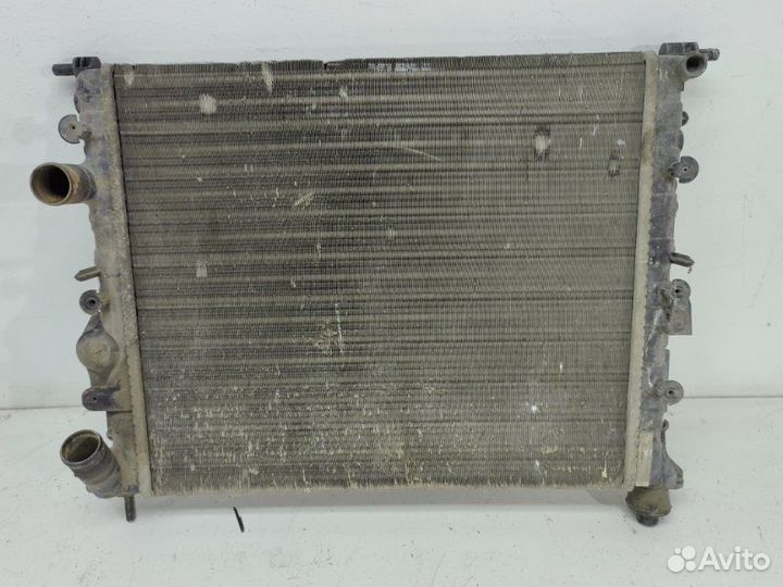 Радиатор охлаждения двигателя Renault Symbol 2008