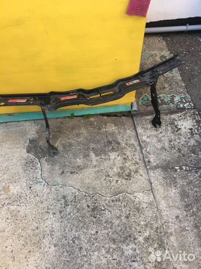 Телевизор на Ауди-А6 в 45 кузове С4