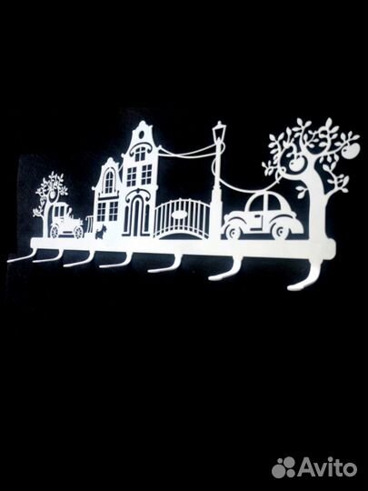 Вешалка настенная в прихожую