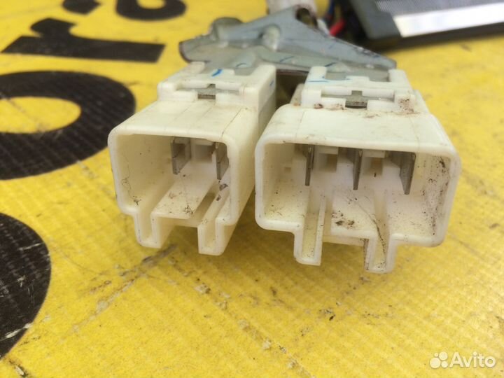 Подогреватель отопителя Toyota Corolla E150
