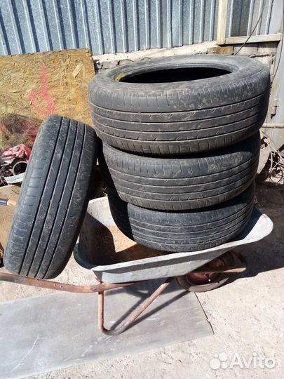 Bridgestone Dueler H/P Sport 225/60 R17 99V