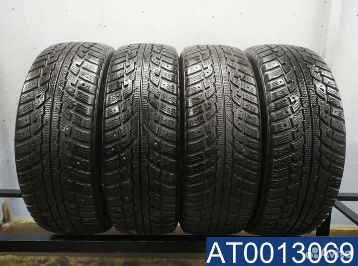 Kumho I'Zen RV Stud KC16 215/60 R17 98V