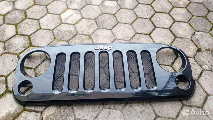 Jeep Wrangler JK Решетка радиатора