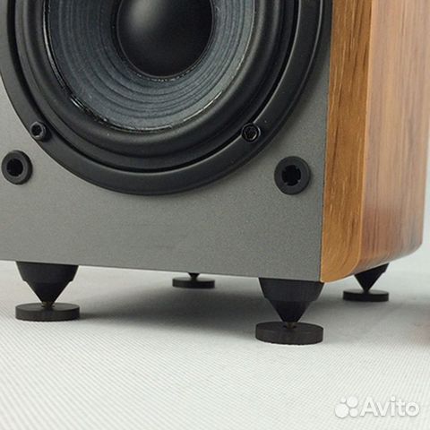 Комплект из 8 шипов и 8 дисков для акустики