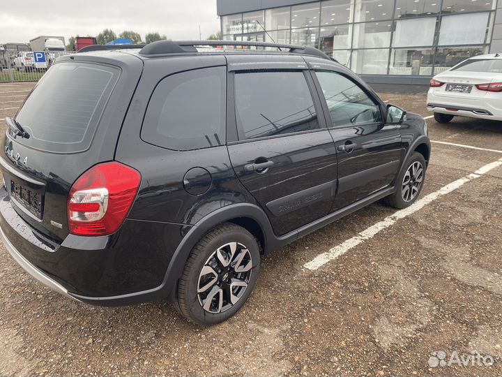 ВАЗ Granta Cross 1.6 МТ, 2023