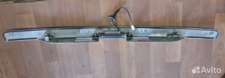 Молдинг задней крышки багажника