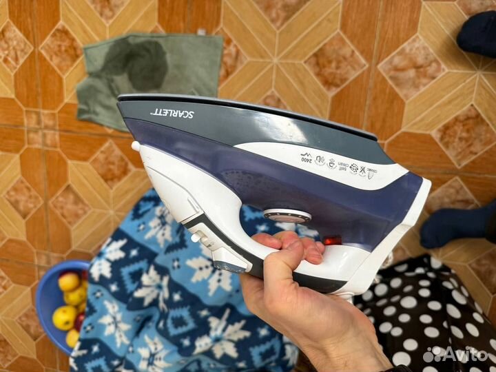 Утюг scarlett