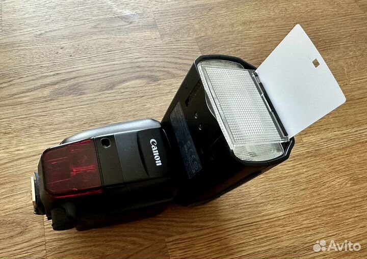 Вспышка Canon 600 EX-RT