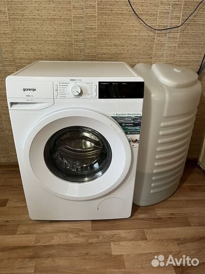 Стиральная машина с баком