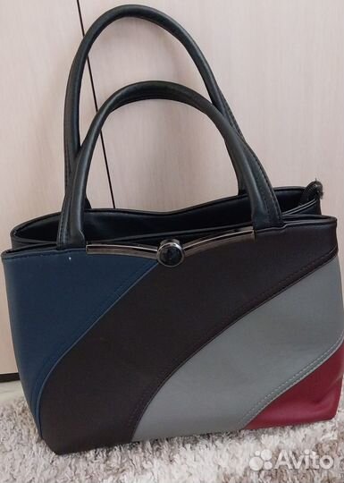 Женские сумки