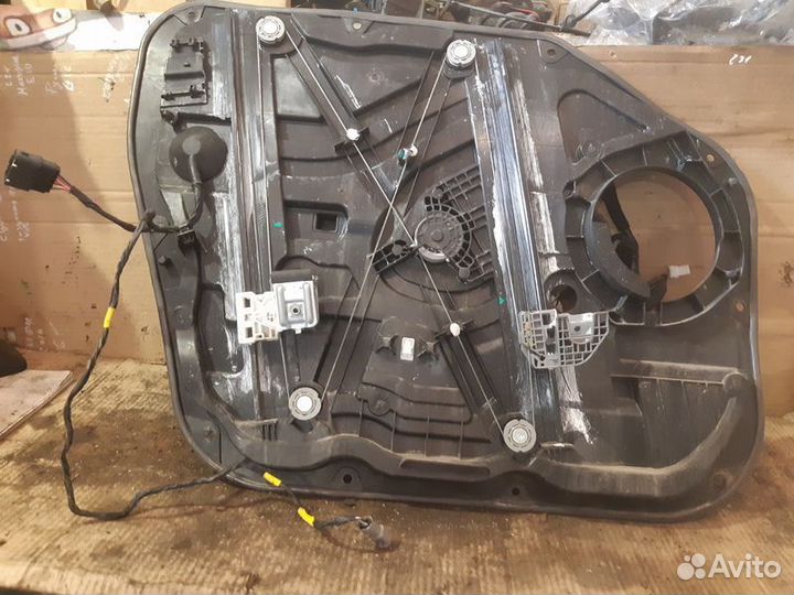 Стеклоподъемник электр. передний правый Hyundai Tu