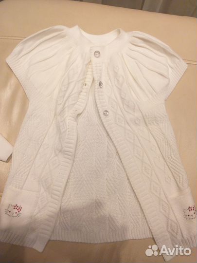 Вязаный комплект-двойка с ажурным узором