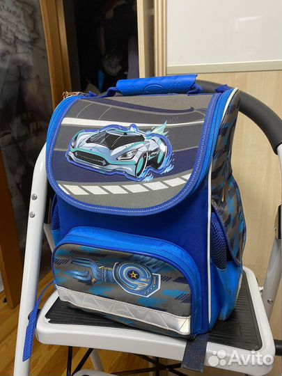 Школьный рюкзак