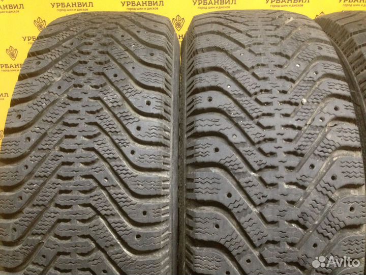 Goodyear UltraGrip 500 215/65 R16