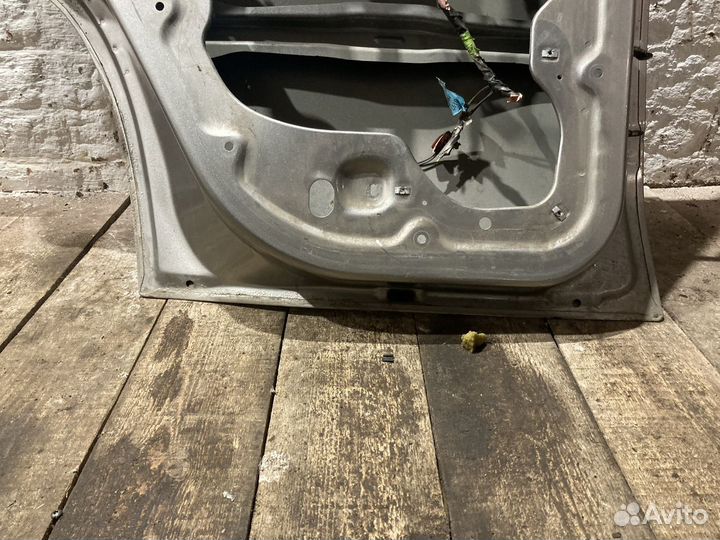 Дверь задняя левая Chevrolet Trail Blazer 1