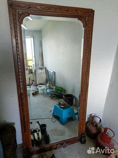 Зеркало антикварное
