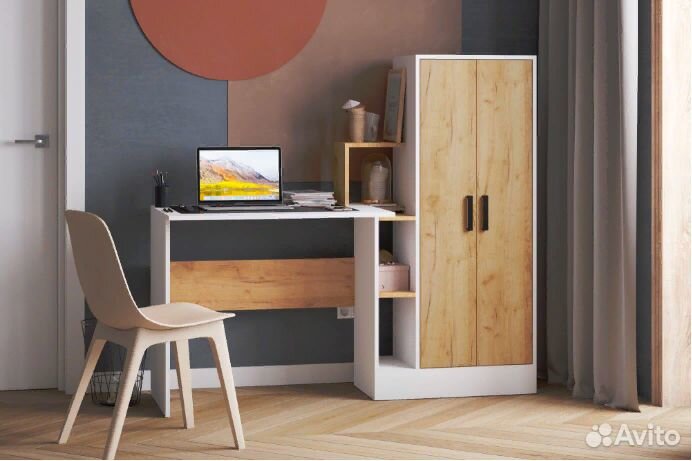 Компьютерный стол в стиле IKEA