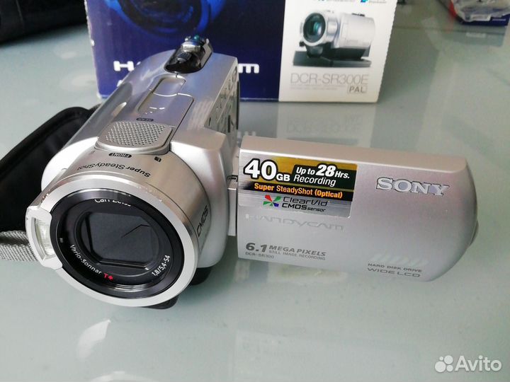 Видеокамера Sony DCR-SR300E