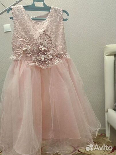 Платье нарядное для девочки 116 -122 см