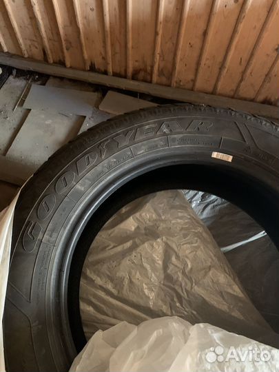 Goodyear UltraGrip Ice 225/60 R17