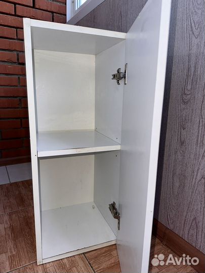 Навсеная полка в ванную б/у