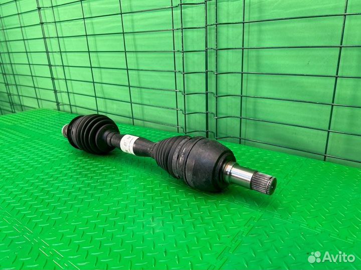 Привод передний левый Mercedes-Benz B W246 2016