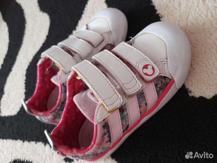 Обувь для девочки сандали,кеды adidas и reebok