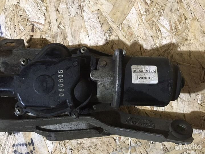 Трапеция стеклоочистителей Mitsubishi L200