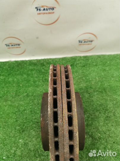 Диск тормозной передний Ford Kuga 1 2.5 hydb 2010