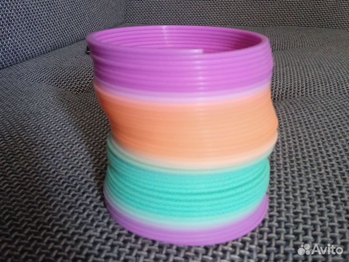 Игрушка пружинка