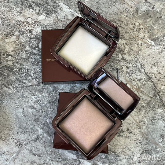 Пудра Hourglass Ambient Lighting powder
