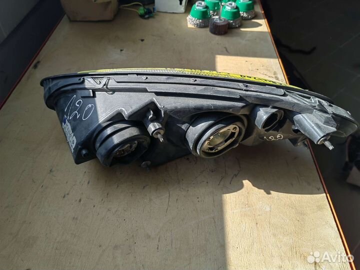 Фара Chrysler Pt Cruiser 2000-2010 правая