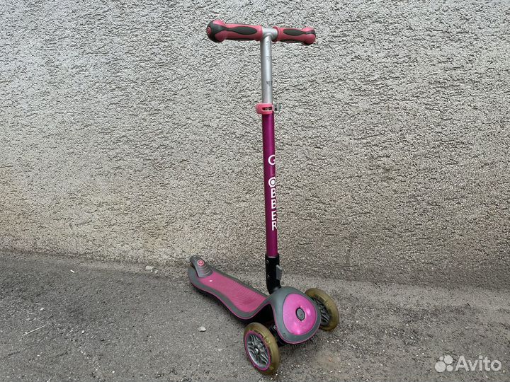 Десткий самокат glober