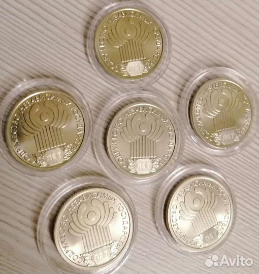 1 рубль 2001 снг Пушкин 1999 символ 2014 UNC