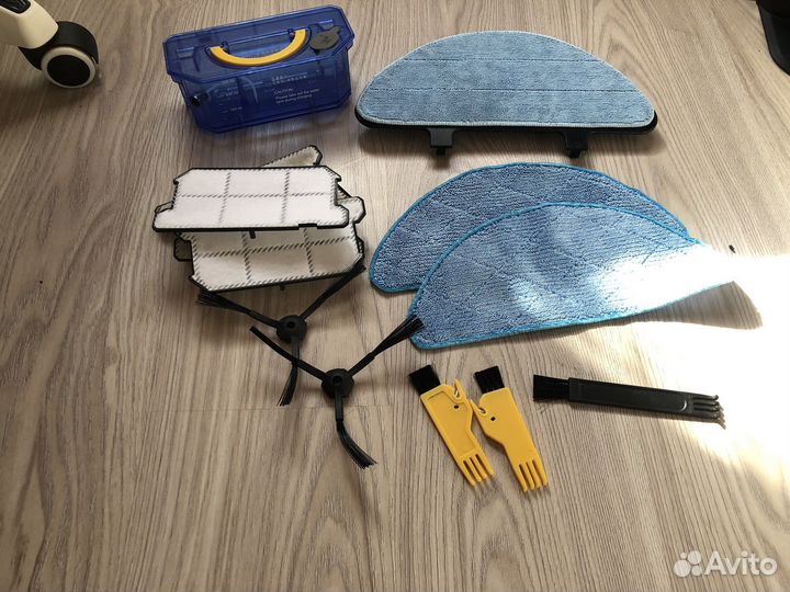 Робот-пылесос ilife V7s Plus