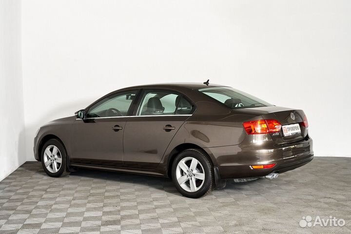 Volkswagen Jetta, 2012