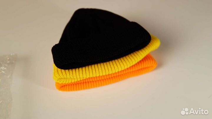 Маленькая шапка