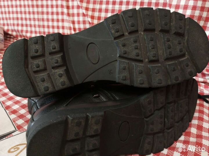 Ботинки женские 37 размер