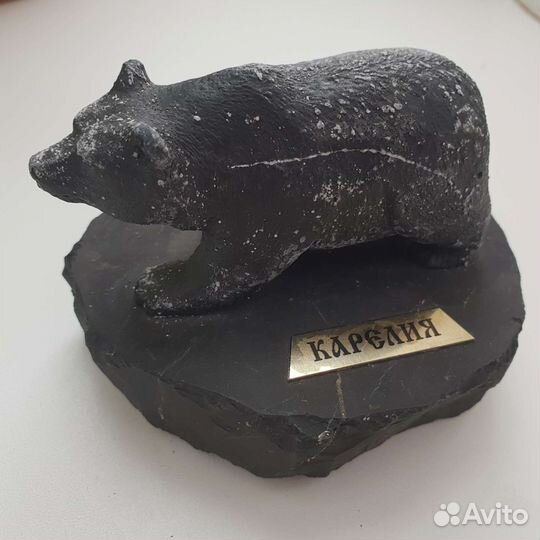 Шунгитовая фигурка