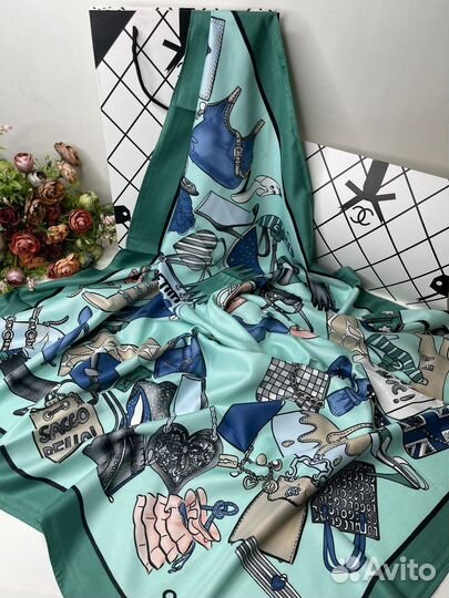 Шелковый платок chanel