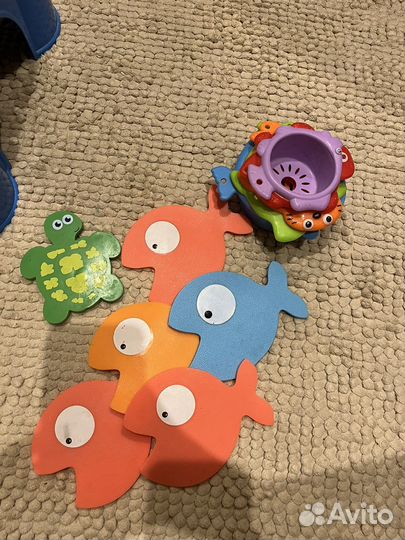 Игрушка для ванной коврик и пирамидка