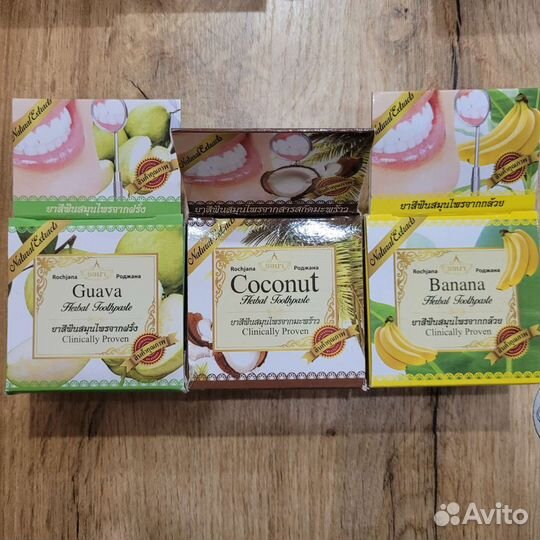 Тайская отбеливающая зубная паста Rochjana