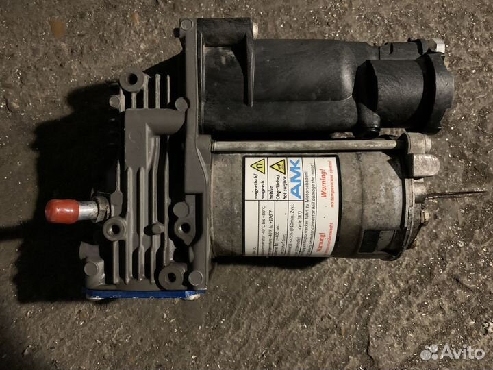 Компрессор пневмоподвески Mercedes 164/221