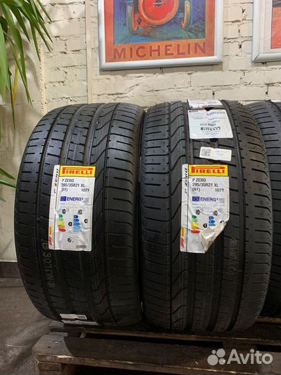 Pirelli P Zero 295/35 R21 и 315/30 R22 106Y
