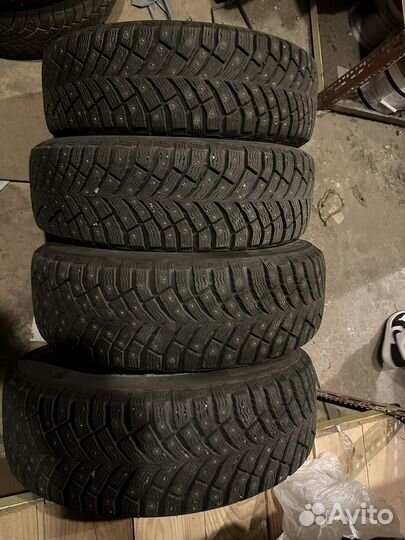 Michelin X-Ice North 4 185/65 R15