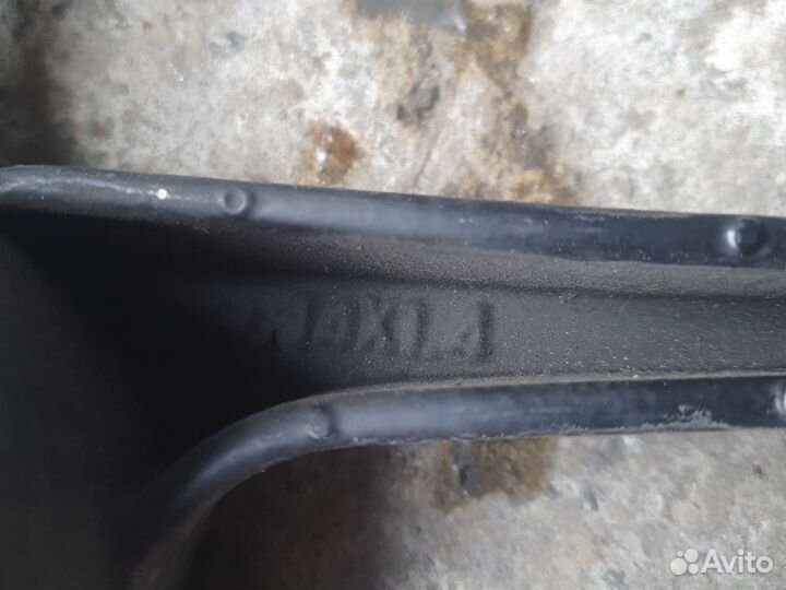 Б/У диск на скутер радиусом 14