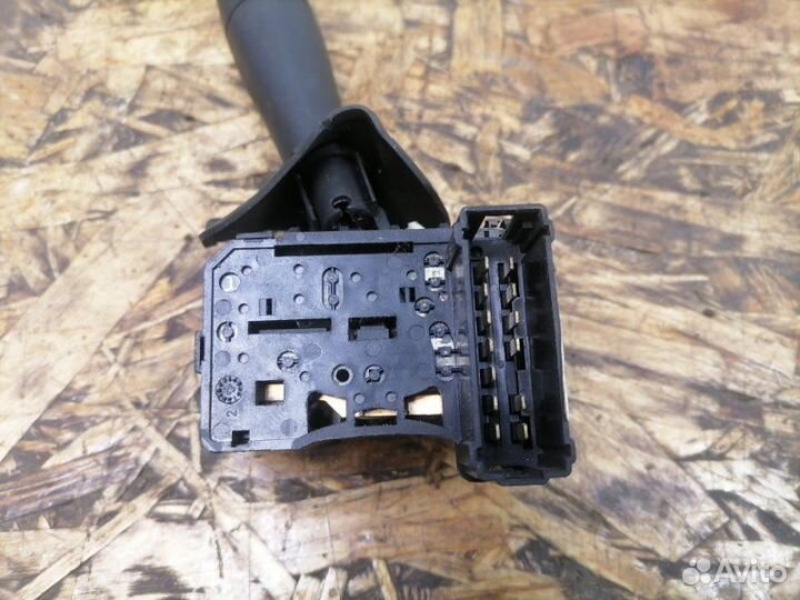 Переключатель стеклоочистителей подрулевой Renault