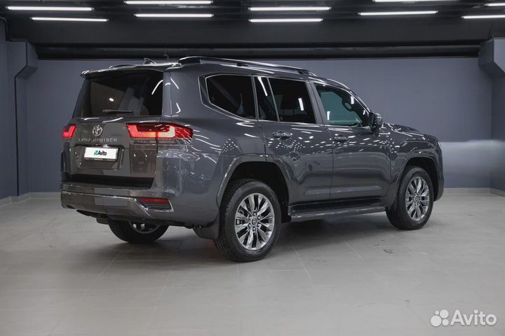 Toyota Land Cruiser 3.5 AT, 2023, 64 км