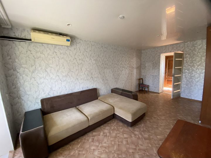 Комната 17 м² в 5-к., 5/5 эт.